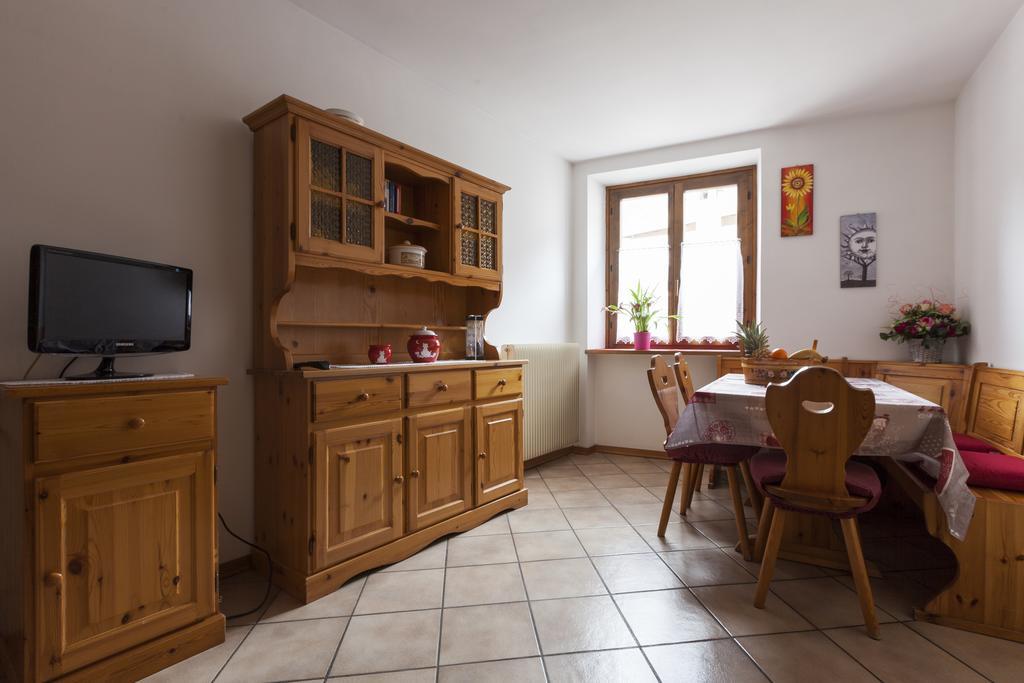 Appartamento Zeni - Dolomiti Di Brenta モルヴェーノ 部屋 写真